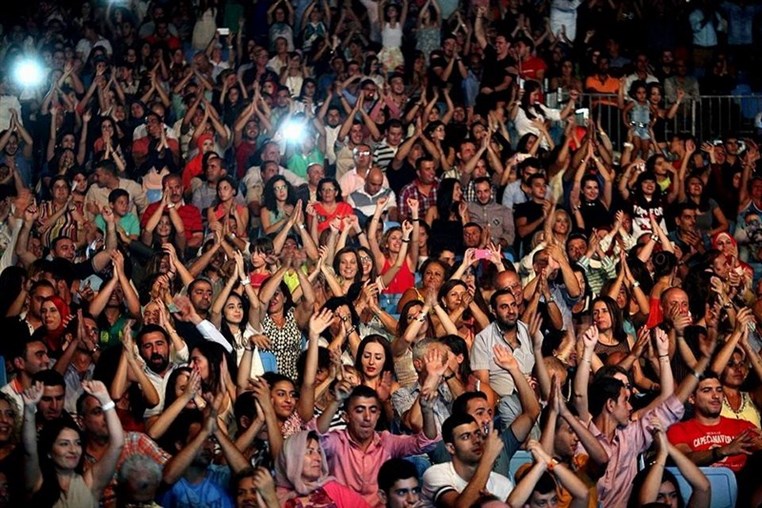 Assi El Hallani at Kobayat Festival